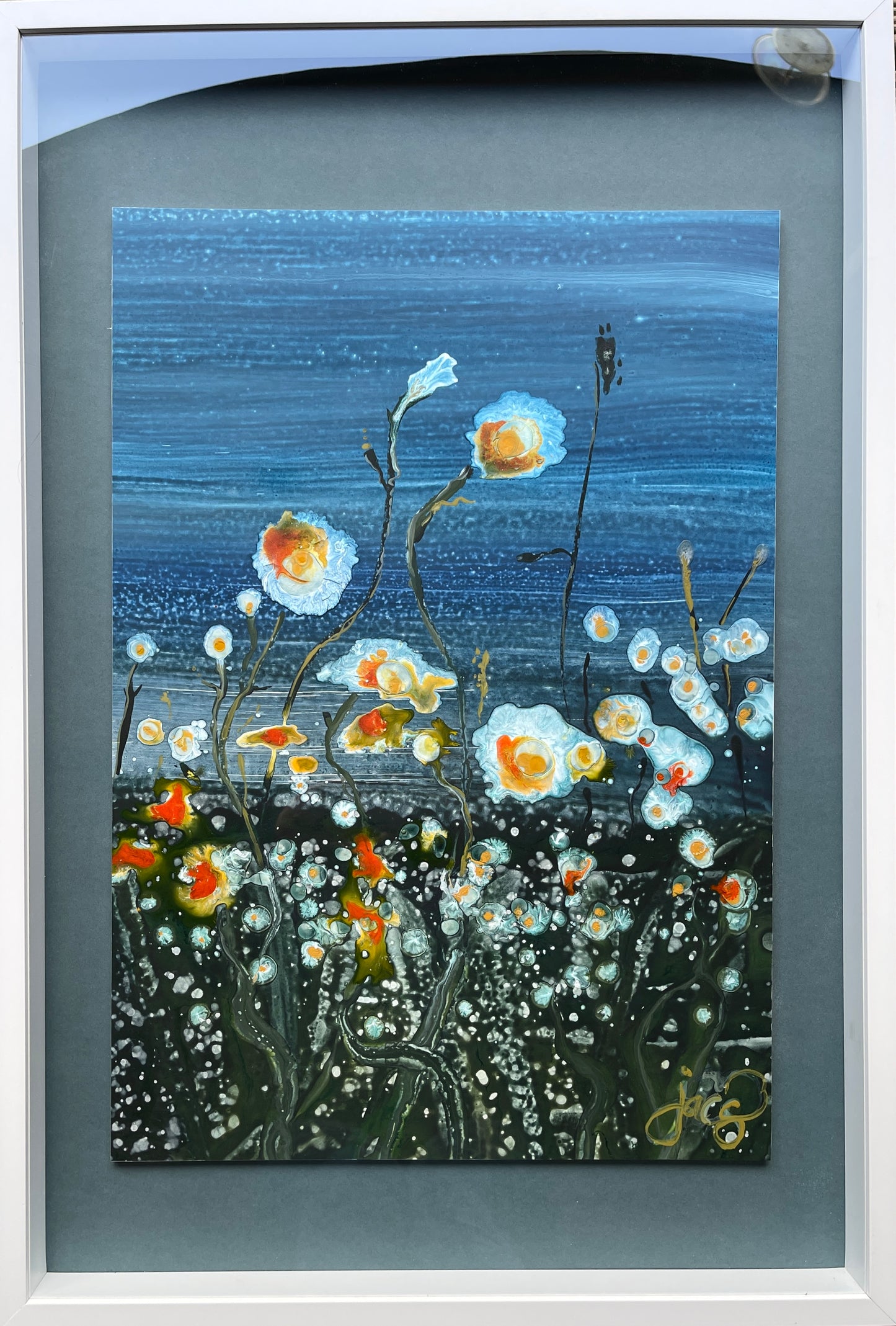 Baggy point flower abstract art - meadow jewels (L)